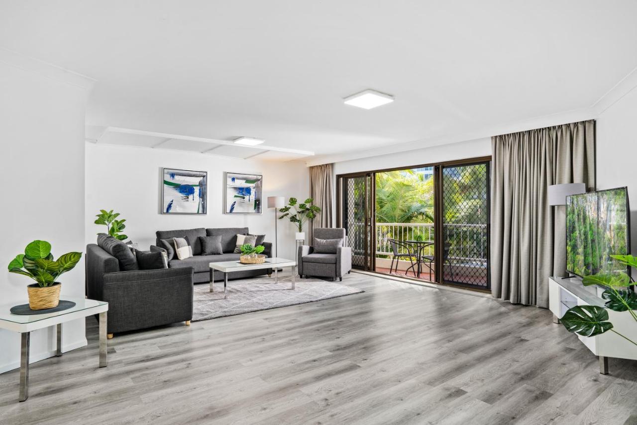 Coco Bella Retreat In Central Surfers - Sleeps 6-8 Gold Coast Bagian luar foto