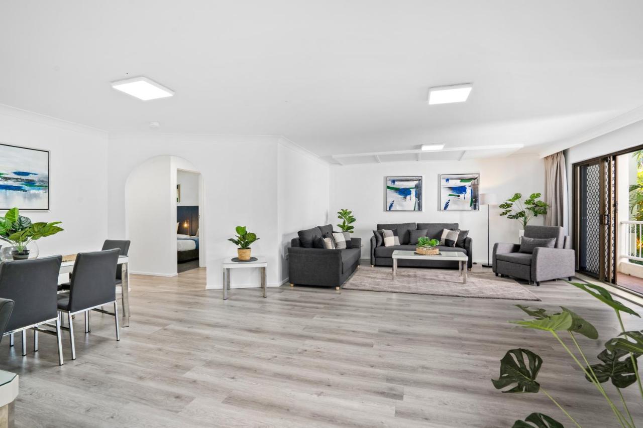 Coco Bella Retreat In Central Surfers - Sleeps 6-8 Gold Coast Bagian luar foto