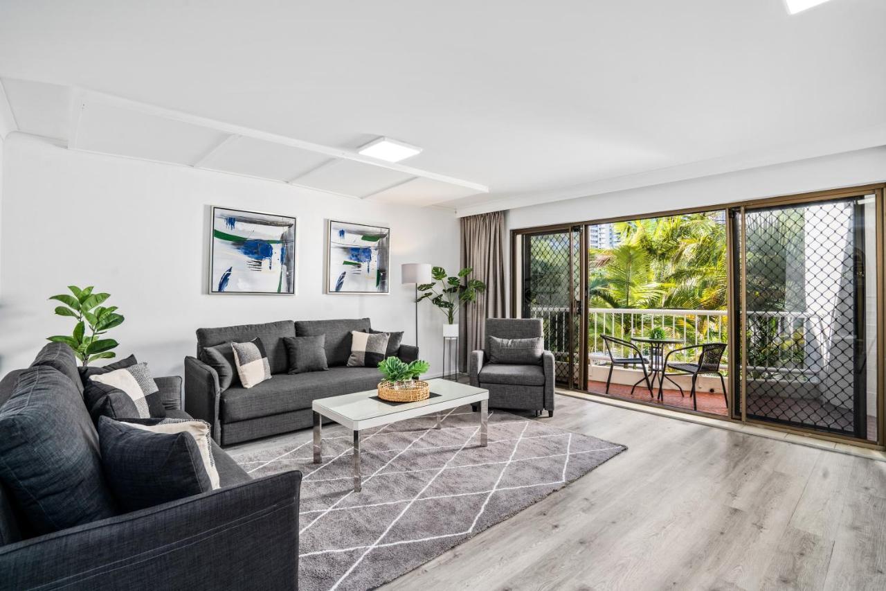Coco Bella Retreat In Central Surfers - Sleeps 6-8 Gold Coast Bagian luar foto