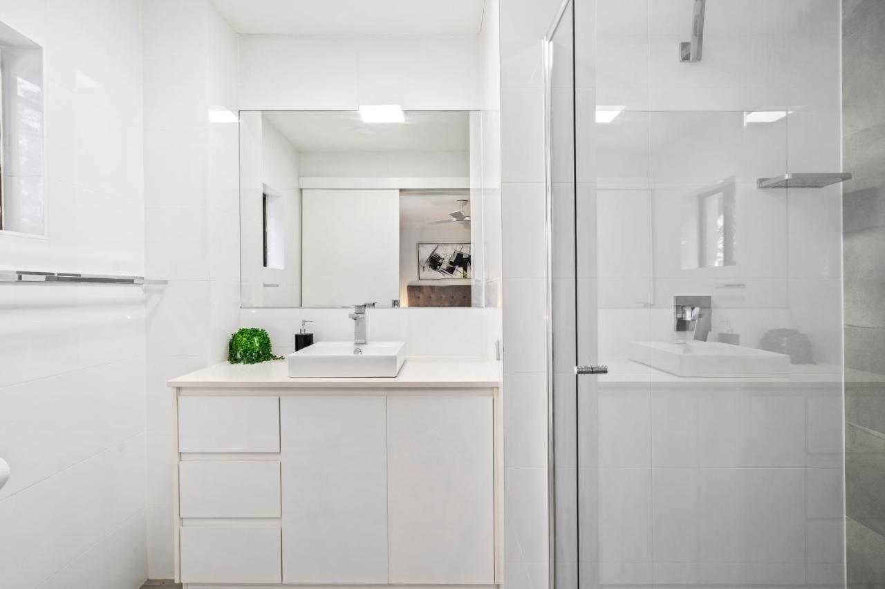 Coco Bella Retreat In Central Surfers - Sleeps 6-8 Gold Coast Bagian luar foto