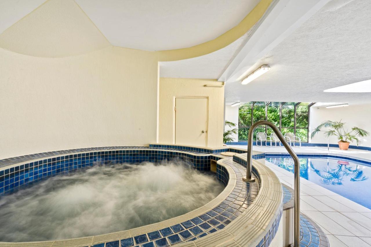 Coco Bella Retreat In Central Surfers - Sleeps 6-8 Gold Coast Bagian luar foto